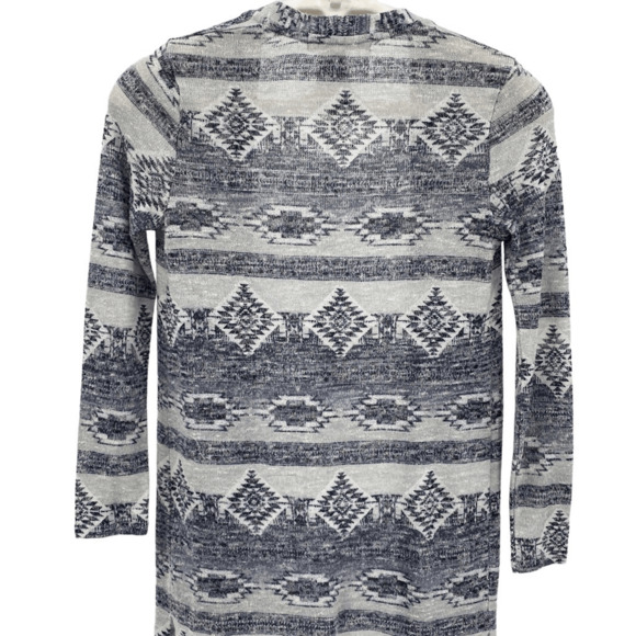 Pink Republic Gray White Aztec Long Sleeve Open Long Cardigan Sweater Size Small - Picture 4 of 10